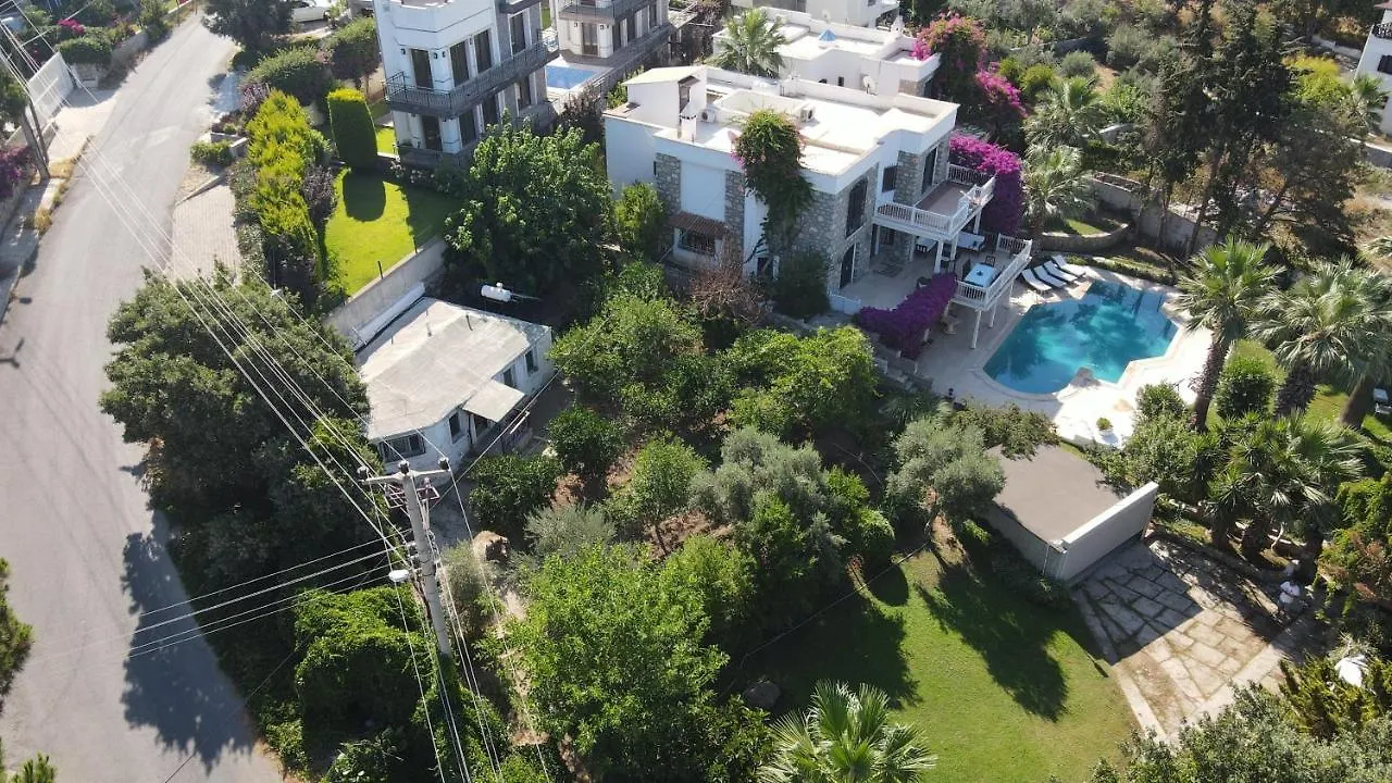Villa Muhafazakar Aileye Tam Korunakli Ozel Havuzlu Malikane 8+2 Bodrum Turchia
